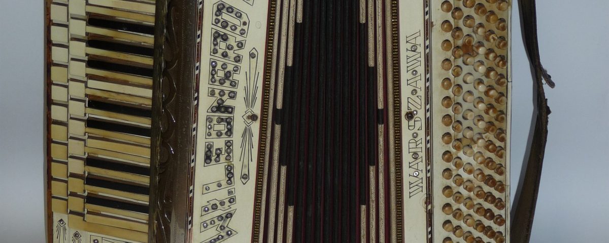 dawny akordeon